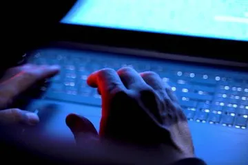 VUwDwMRyn_360x240__1