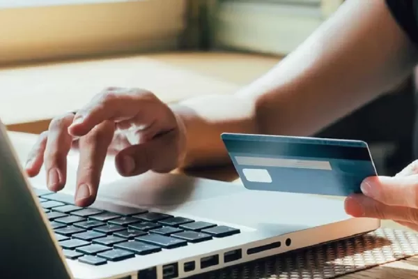 600x400_encuesta-revelo-datos-alarmantes-sobre-estafas-virtuales-pone-alerta-argentinos-996473-121456