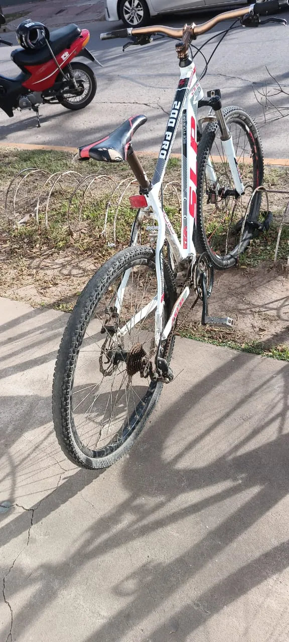 Imagen de WhatsApp 2024-06-27 a las 16.23.34_18e0a4f8