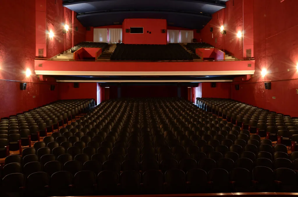 Cine