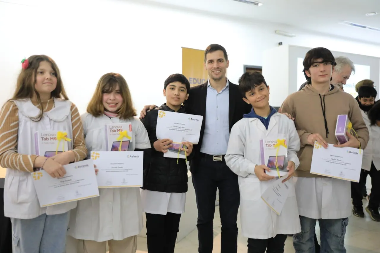 WhatsApp Image 2025-08-27 at 16.08.05