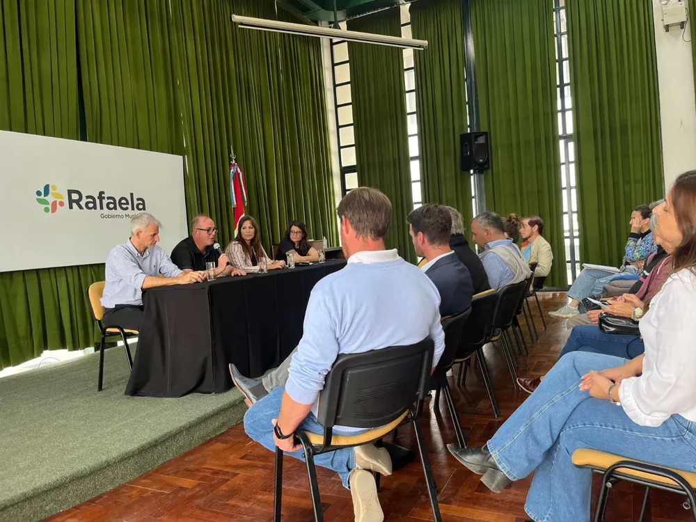 WhatsApp Image 2024-10-16 at 08.28.02