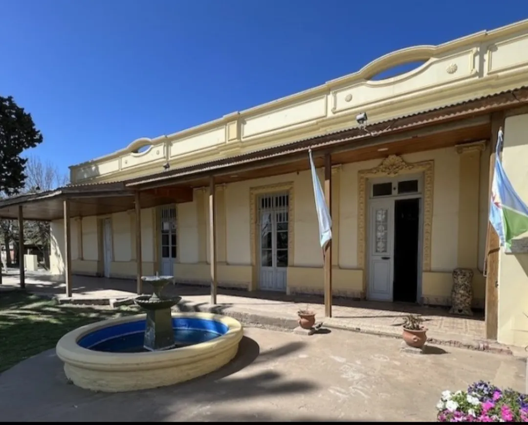 Screenshot_20250211_182256_Photos