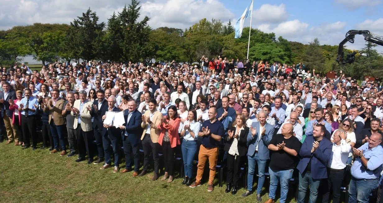 yWBfonmom_1300x655__2