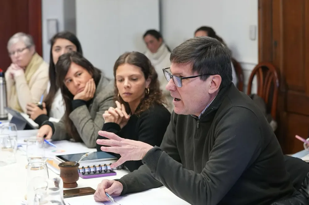 1c6add22-6e8a-487b-a3f1-fa8b4d395431