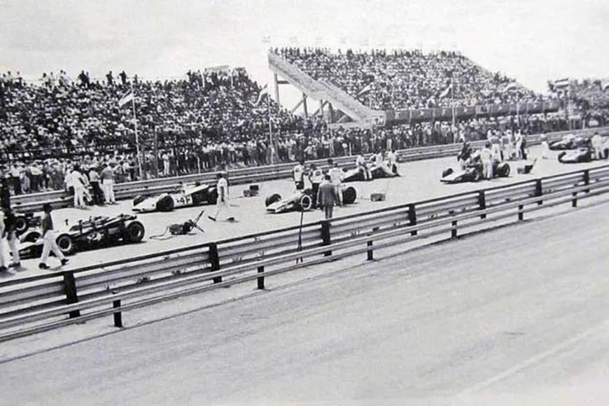 7ujcy_OLH_870x580__1