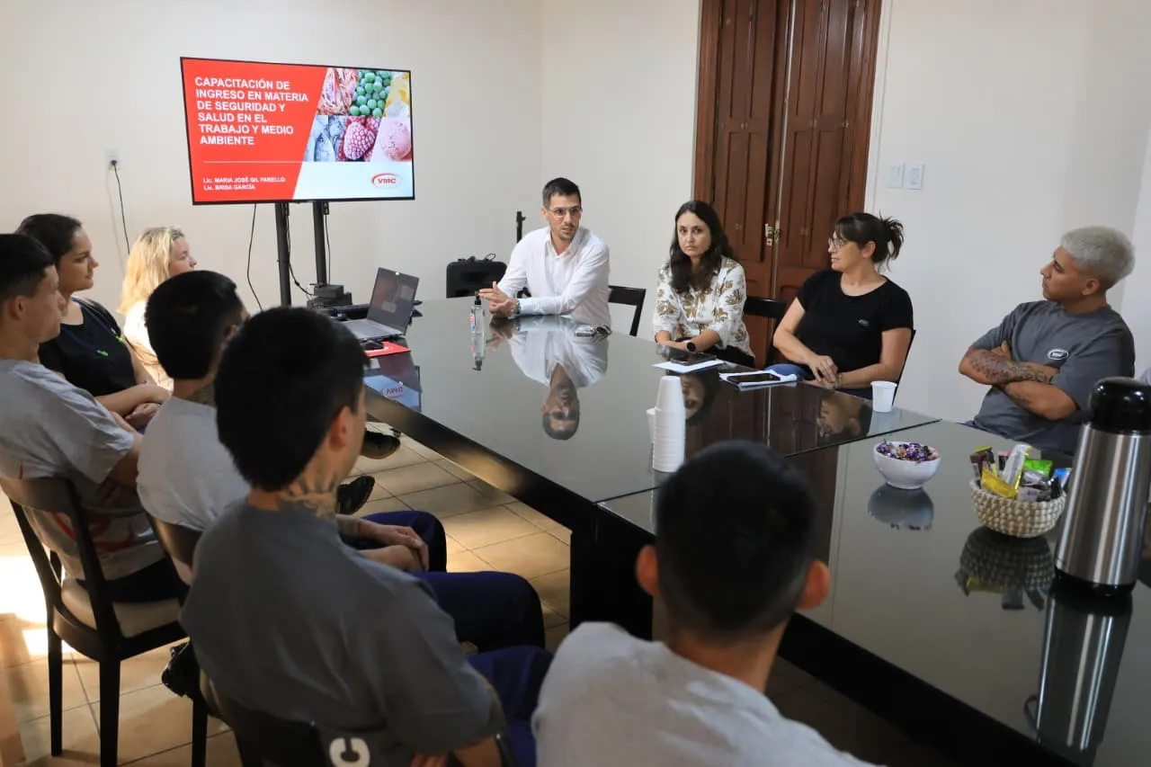 Imagen de WhatsApp 2025-11-06 a las 11.37.17_7d6da62a