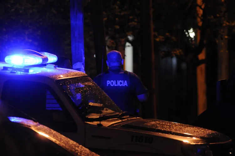 Policia-de-noche
