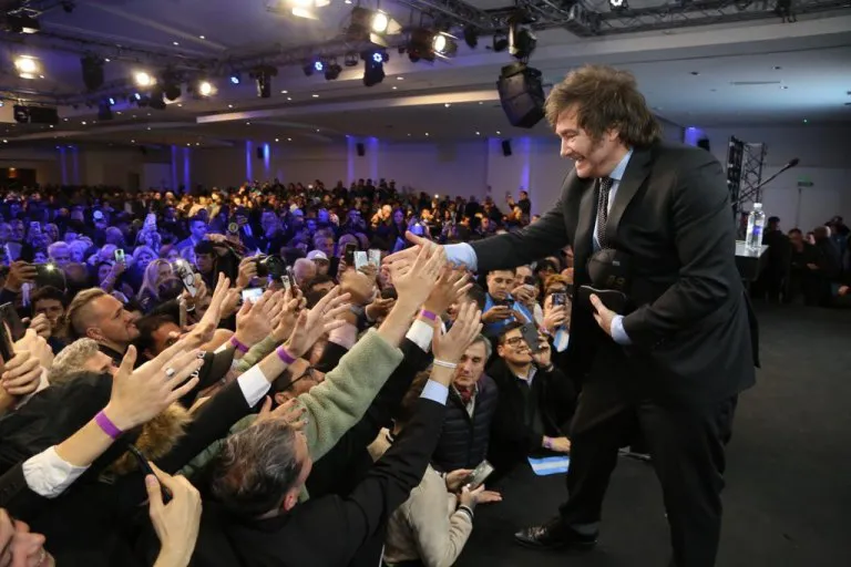 8516c9f606a7245d36e1cc1ef4825818_M