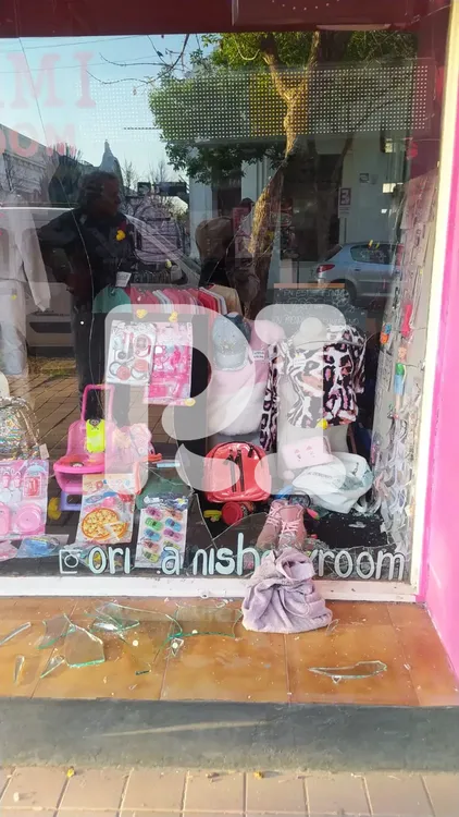 860dd896-c65f-4d7f-baab-d128afda610b