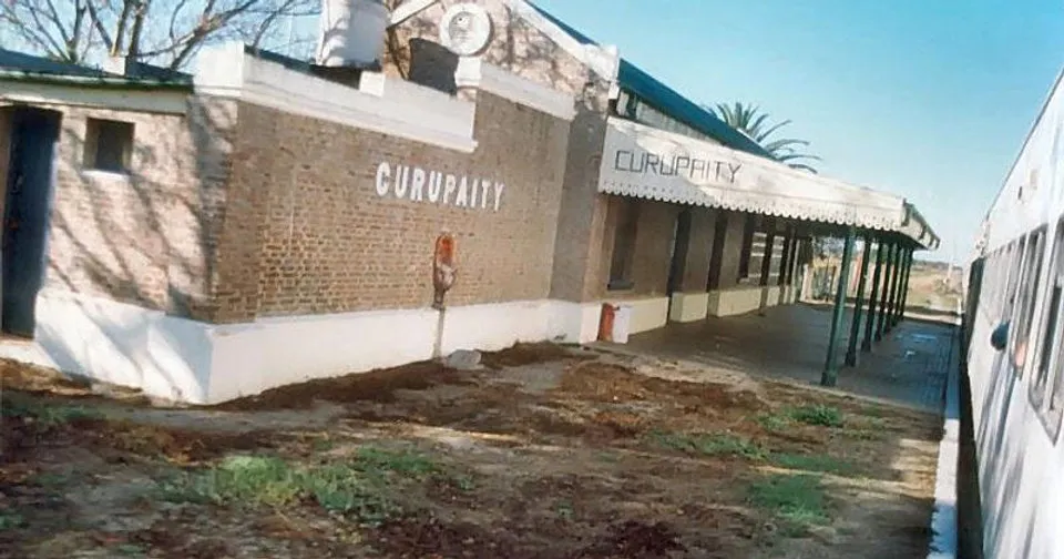 d1273b_561d5ff30b7e4cd7baf2051441b62157~mv2