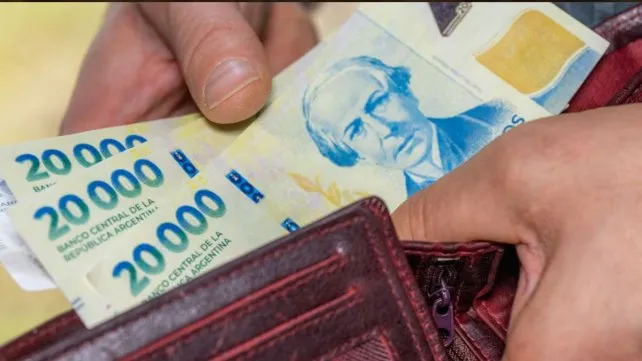 salario-sueldo-dinero-billeterajpg