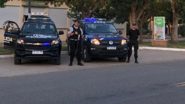 multimedia.normal.96b35deb5c43ceaf.cG9saWNpYS1zYW50YS1mZWpwZ19ub3JtYWwud2VicA==