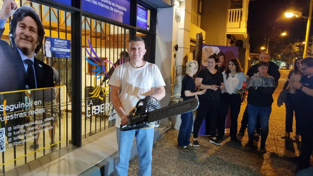 fabricio_dellasanta_motosierra