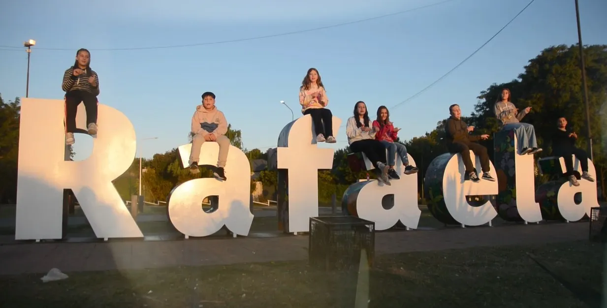 558c58b2-5bc0-44f0-8df0-18e4a56f26da