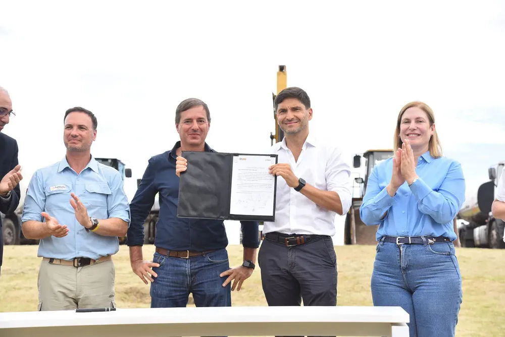 WhatsApp Image 2025-01-06 at 16.51.38