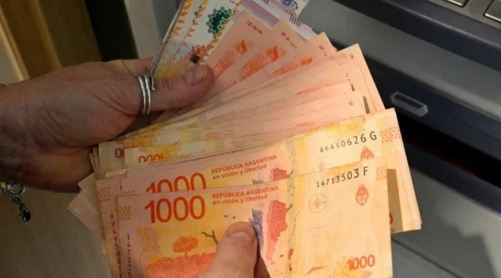 aguinaldo_x10x_1.jpg_1730127148