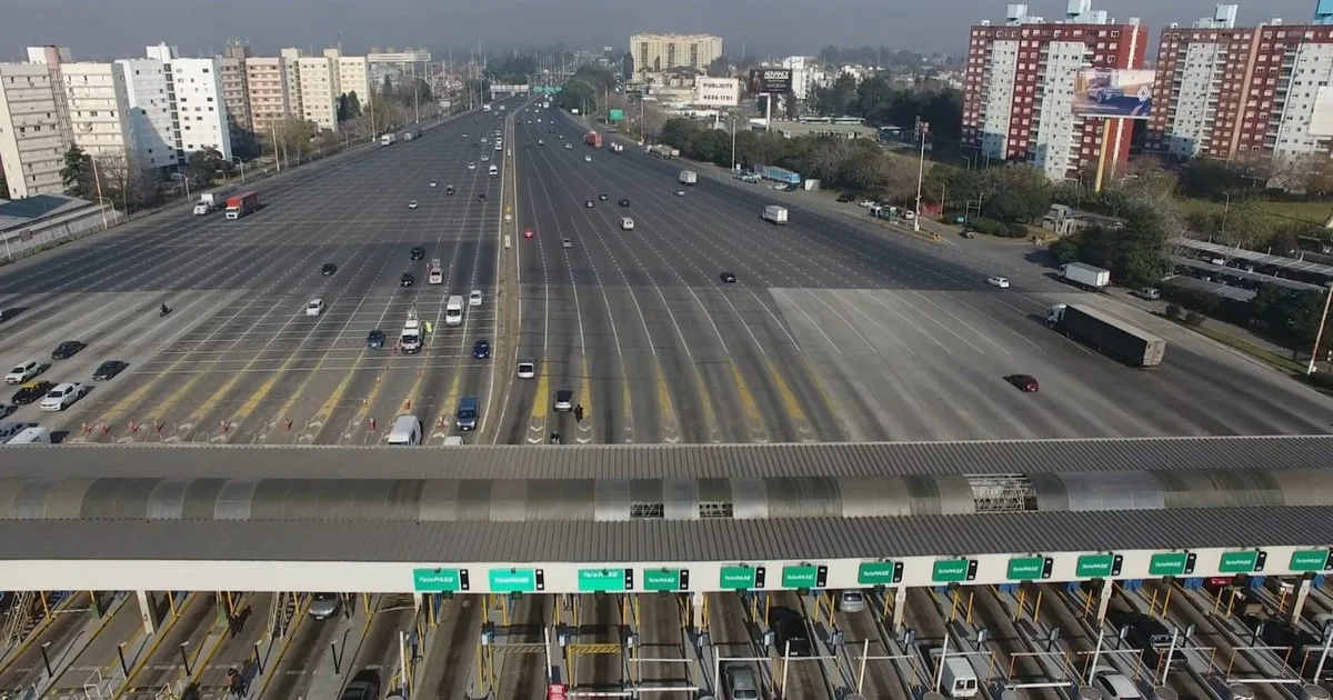 1728587762_El-Gobierno-privatizara-8600-kilometros-de-rutas-nacionales-en-13