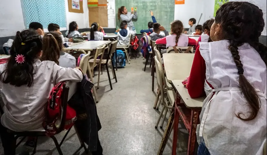 20231107070552_clases