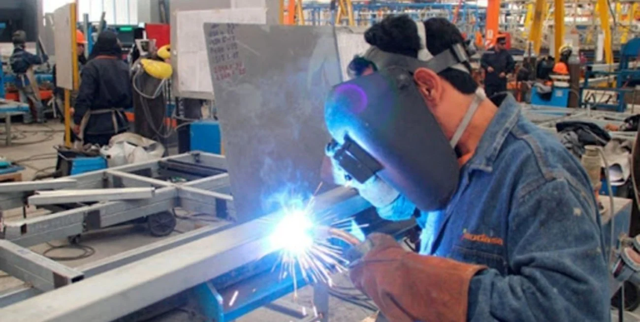 Ugr-zqt7b_1300x655__1