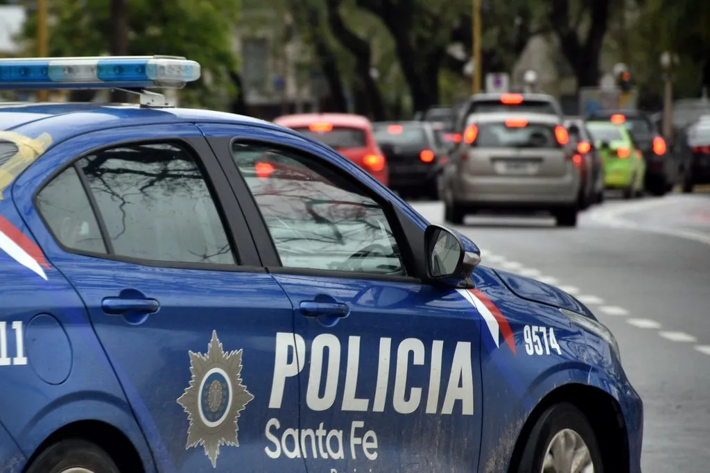 478623_policia_movil