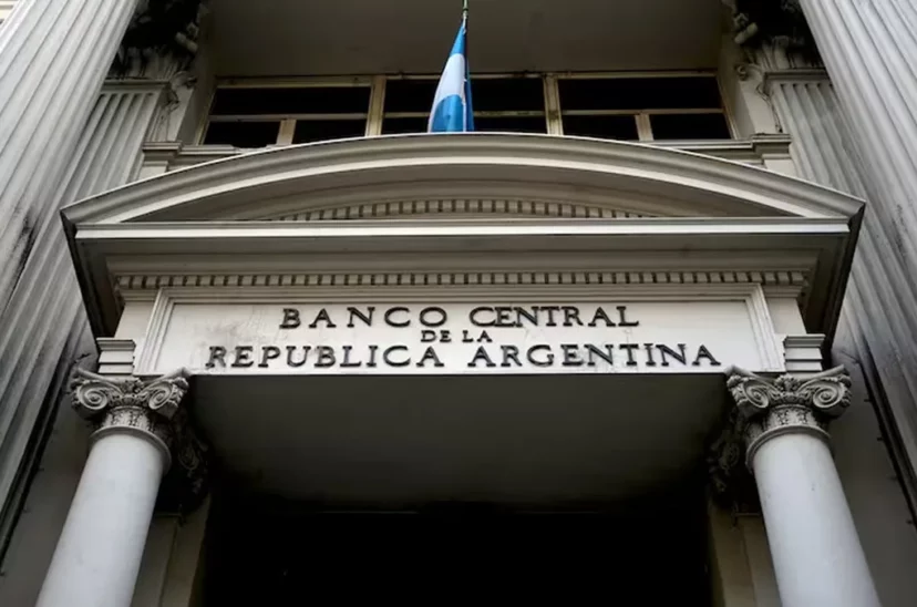 Banco-Central-pesce-828x548