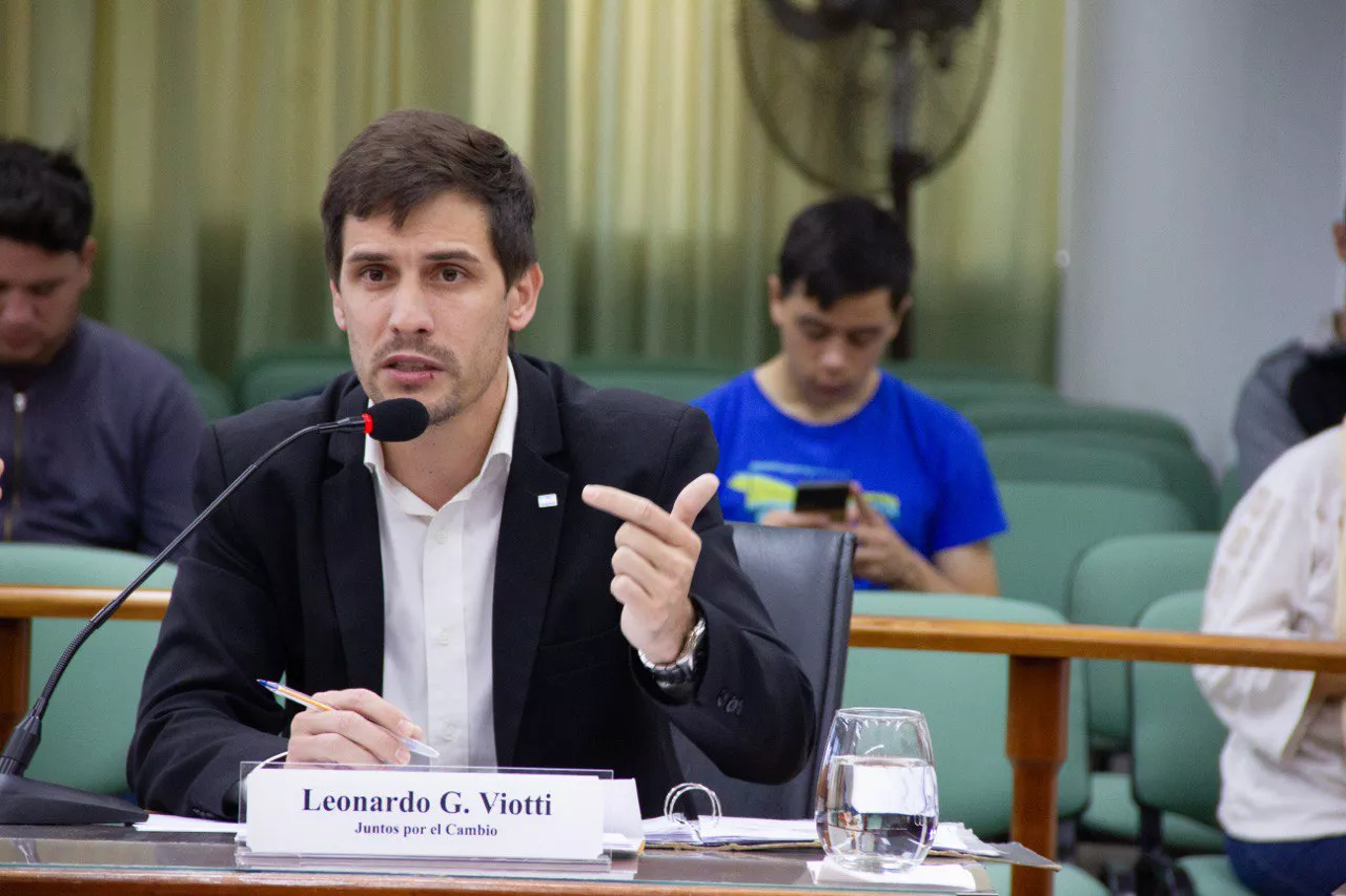 LEONARDO VIOTTI JXC