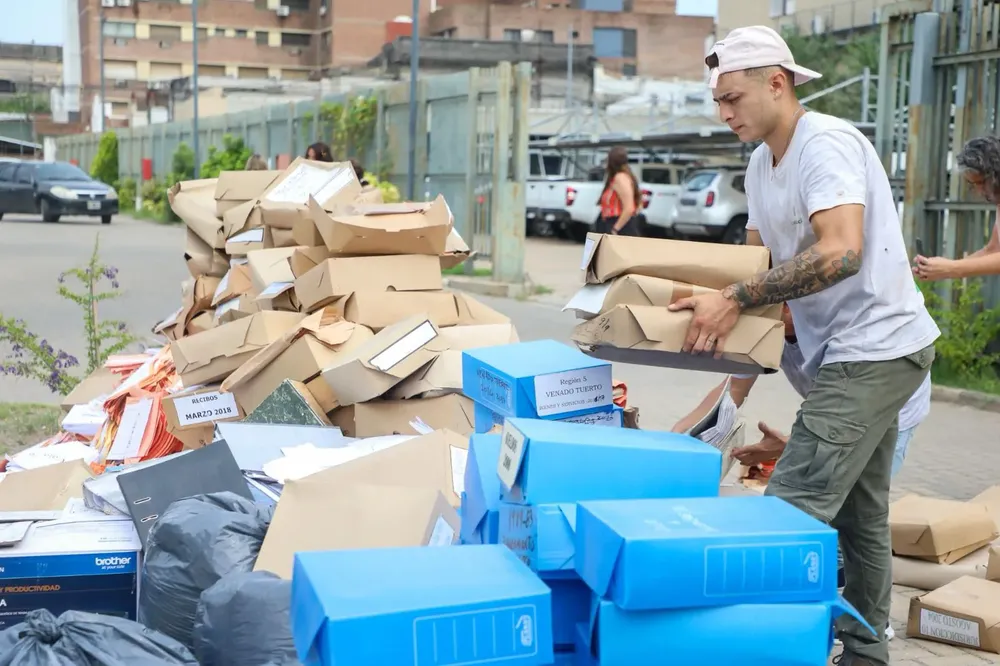 WhatsApp Image 2025-02-09 at 10.42.51 AM