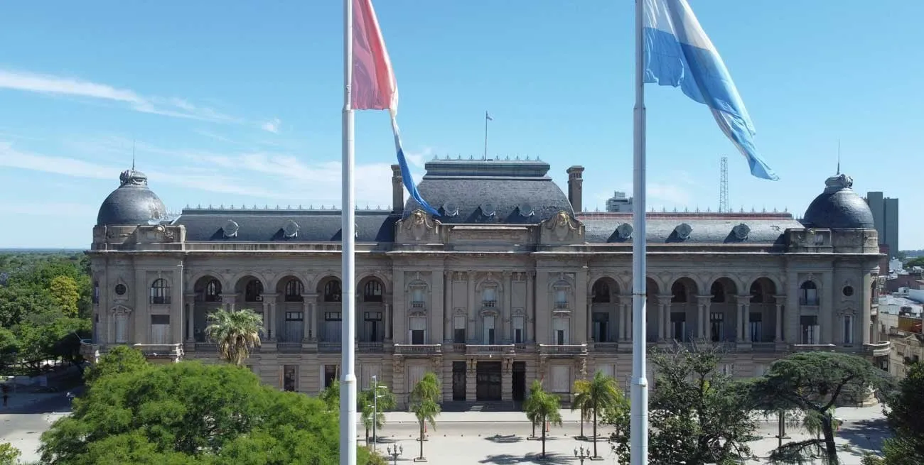 Kd98GW-Ey_1300x655__1