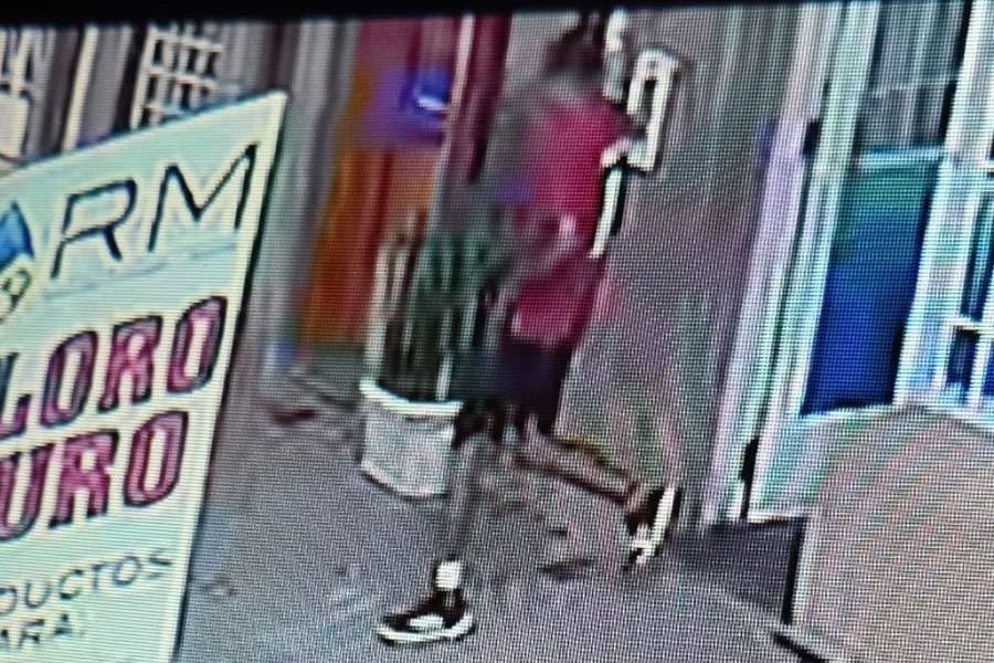 ea256705-be44-4a42-be04-1b7a09552093