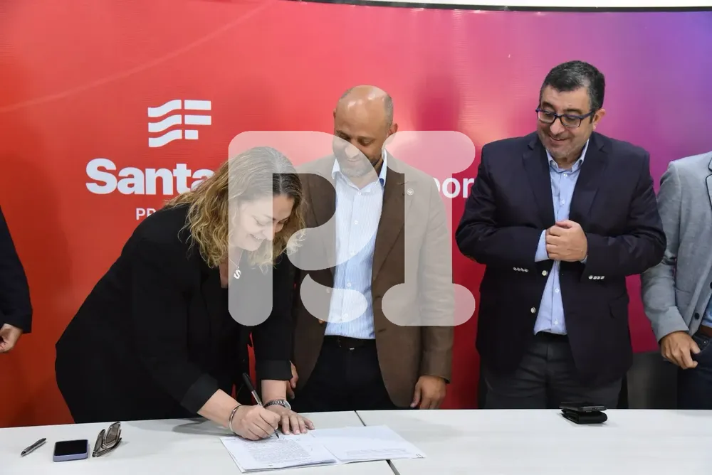 775630a6-0b6e-4567-bf29-44415b2b9611