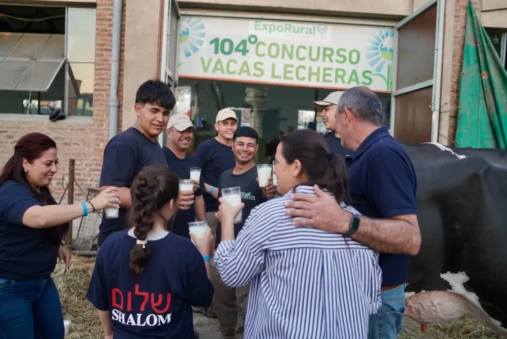 0455e910-259f-45a9-8301-e39870894070