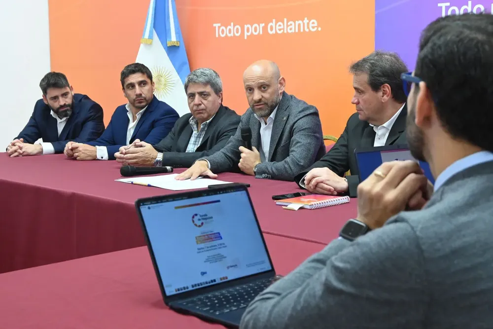 Imagen de WhatsApp 2025-10-07 a las 13.43.33_530b66a9