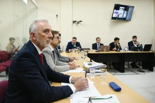 5afa66e9-d3d2-4841-90d6-eb6a9907c1ab