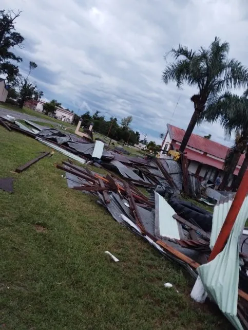 tornado-temporal-santa-fe-virginia1jpg