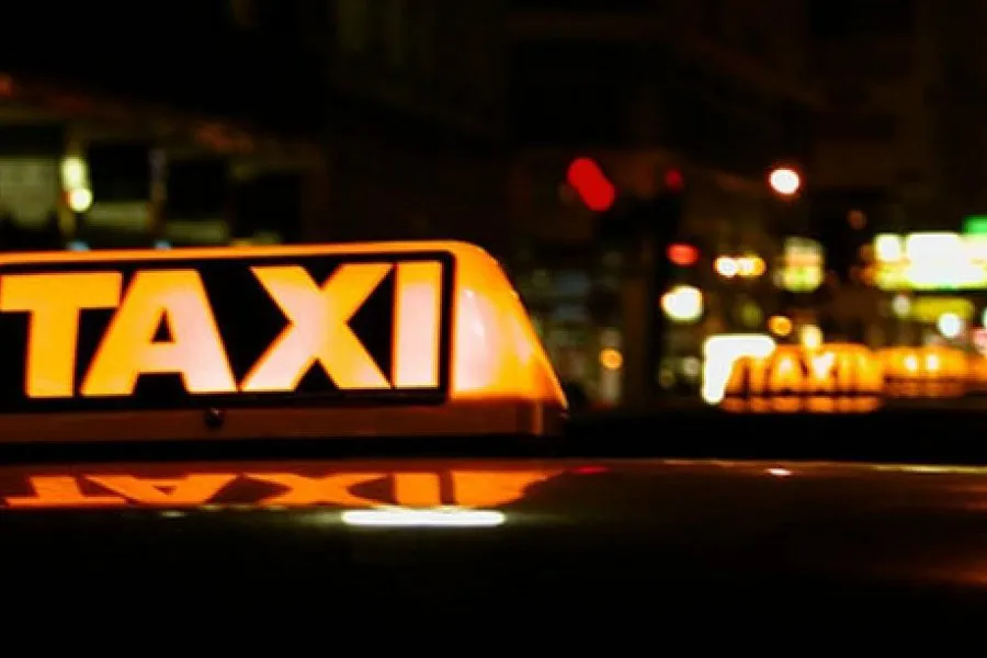 l_4782_taxi-web